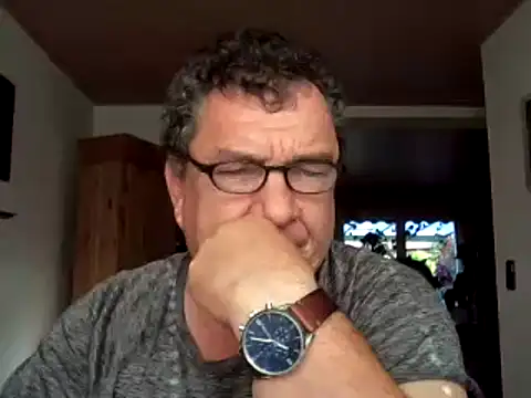 Nobbie444 online show from July 28, 6:09 am