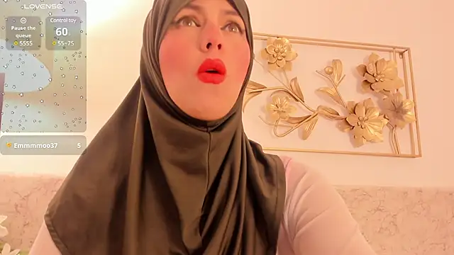 Snapshot of hanajameela chatting on March 18, 11:41 am hanajameela online show from March 18, 11:41 am