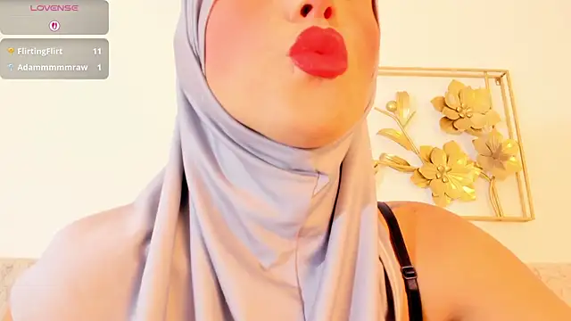 Snapshot of hanajameela chatting on September 12, 11:43 am hanajameela online show from September 12, 11:43 am