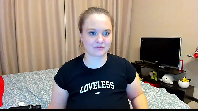 Snapshot of AlanaBrox chatting on December 3, 3:52 am AlanaBrox online show from December 3, 3:52 am