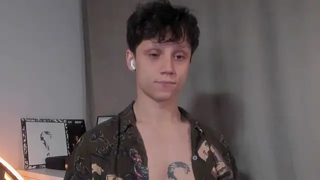 Snapshot of Nicky_neal chatting on December 9, 1:07 am Nicky neal online show from December 9, 1:07 am