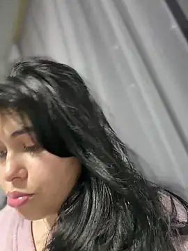 Alyaa s online show from November 7, 3:06 am