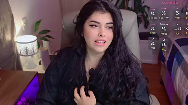 Alyaa s online show from May 22, 1:46 am