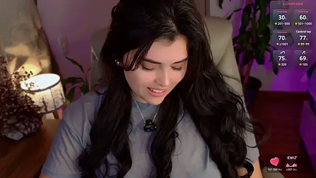 Alyaa s online show from July 26, 7:21 pm