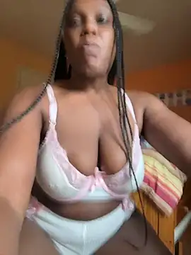 TilaTotti online show from July 27, 11:12 pm