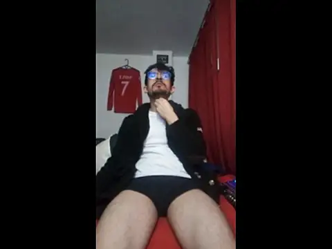 Snapshot of ALBEIROFOOTBALL1992 chatting on November 4, 3:05 am ALBEIROFOOTBALL1992 online show from November 4, 3:05 am