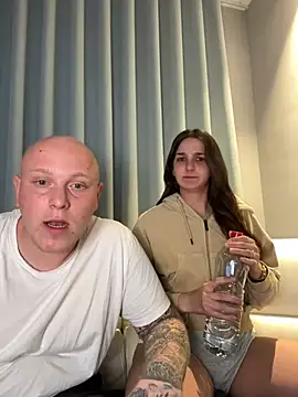 Snapshot of DoriDeluxe66 chatting on March 11, 9:26 pm DoriDeluxe66 online show from March 11, 9:26 pm