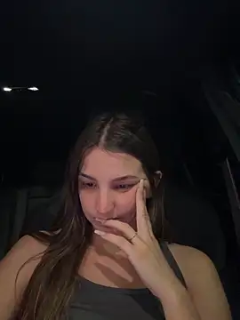 Snapshot of DoriDeluxe66 chatting on October 5, 8:07 pm DoriDeluxe66 online show from October 5, 8:07 pm