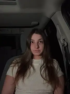 Snapshot of DoriDeluxe66 chatting on October 11, 9:57 pm DoriDeluxe66 online show from October 11, 9:57 pm