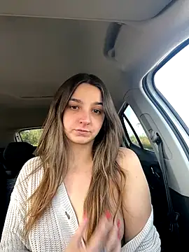 Snapshot of DoriDeluxe66 chatting on November 13, 11:31 am DoriDeluxe66 online show from November 13, 11:31 am