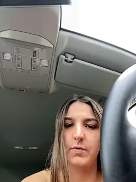 Snapshot of DoriDeluxe66 chatting on November 16, 10:32 am DoriDeluxe66 online show from November 16, 10:32 am