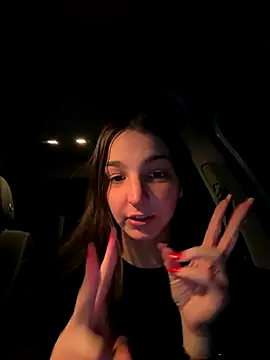 Snapshot of DoriDeluxe66 chatting on November 21, 10:30 pm DoriDeluxe66 online show from November 21, 10:30 pm