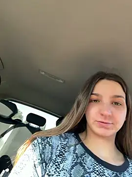 Snapshot of DoriDeluxe66 chatting on November 24, 10:15 am DoriDeluxe66 online show from November 24, 10:15 am