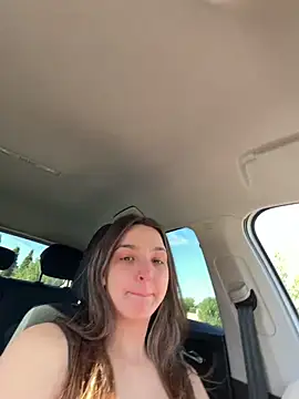 Snapshot of DoriDeluxe66 chatting on November 25, 12:27 pm DoriDeluxe66 online show from November 25, 12:27 pm