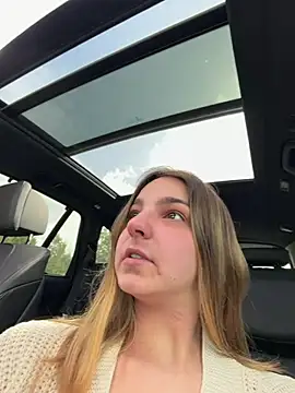 DoriDeluxe66 online show from February 28, 10:49 am