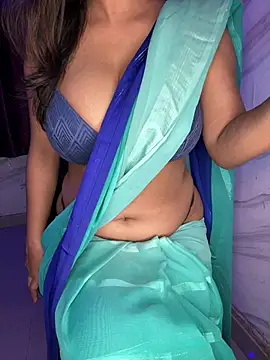 Snapshot of Ms_Divya chatting on July 24, 11:41 am Ms Divya online show from July 24, 11:41 am