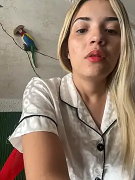 Snapshot of Sarita-candy chatting on January 24, 4:39 pm Sarita-candy online show from January 24, 4:39 pm