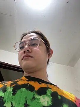 Snapshot of MarieLoveGlamorous chatting on November 11, 12:49 pm MarieLoveGlamorous online show from November 11, 12:49 pm