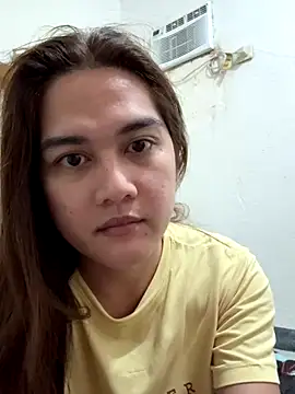 Snapshot of MarieLoveGlamorous chatting on December 15, 7:40 pm MarieLoveGlamorous online show from December 15, 7:40 pm