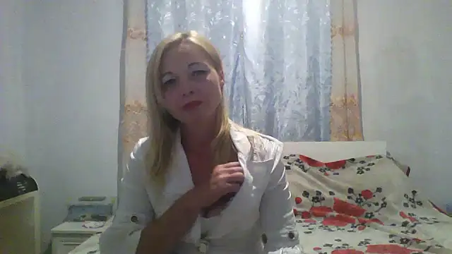 Snapshot of Lola_115 chatting on July 9, 6:45 pm Lola 115 online show from July 9, 6:45 pm