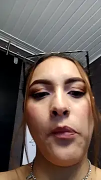 Snapshot of Emiily_W chatting on March 10, 8:45 pm Emiily W online show from March 10, 8:45 pm