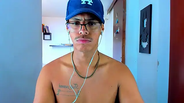 Snapshot of _John_Boy_ chatting on February 27, 6:31 pm John Boy online show from February 27, 6:31 pm