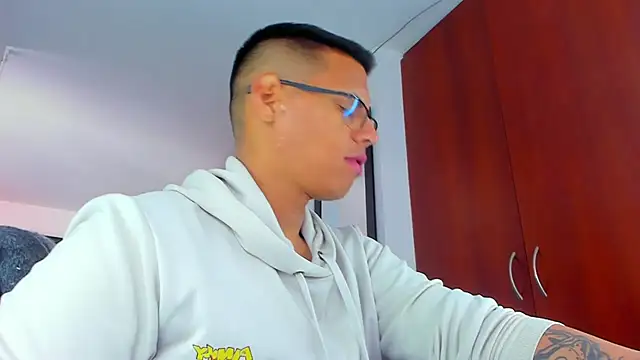  John Boy  online show from March 4, 7:20 pm