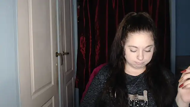 ryhhnnagold99 online show from December 19, 6:59 pm