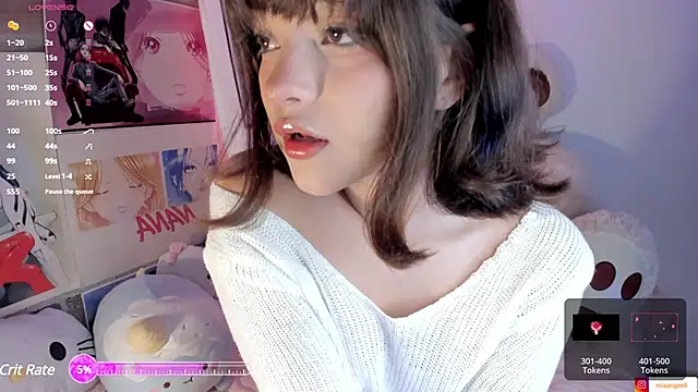 Snapshot of mia_angel_ chatting on February 8, 9:46 pm mia angel online show from February 8, 9:46 pm