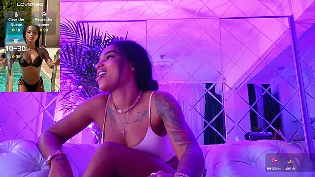 KimiBrown online show from November 7, 9:31 am