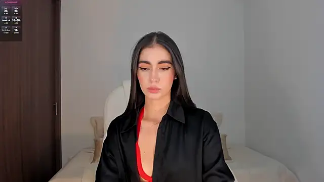 Snapshot of RebeccaBaxter chatting on February 21, 1:22 am RebeccaBaxter online show from February 21, 1:22 am