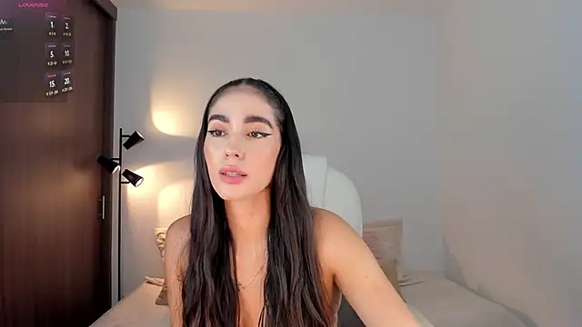 RebeccaBaxter online show from November 24, 10:20 pm