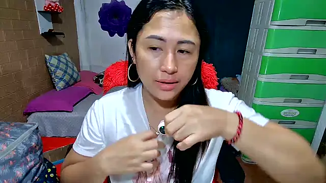 M e c e l online show from March 12, 10:05 pm