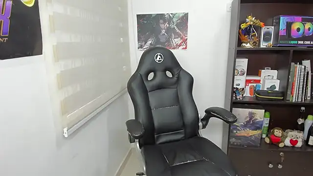 Snapshot of SIXXTOLOVE18 chatting on March 12, 8:31 pm SIXXTOLOVE18 online show from March 12, 8:31 pm