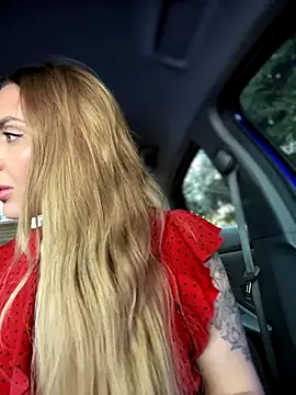 Kalli Fornia online show from November 14, 8:46 am