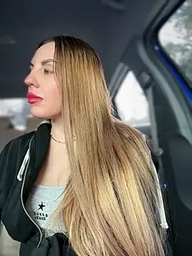 Kalli Fornia online show from February 2, 9:52 am