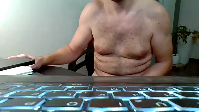 Snapshot of Horney_boy86 chatting on September 21, 10:11 pm Horney boy86 online show from September 21, 10:11 pm