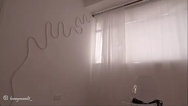 Snapshot of HannaMoom chatting on October 3, 9:45 pm HannaMoom online show from October 3, 9:45 pm