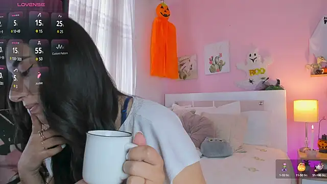 Snapshot of annadu011 chatting on October 12, 2:38 pm annadu011 online show from October 12, 2:38 pm
