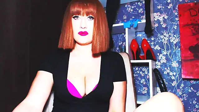 Snapshot of DelightGoddess chatting on February 5, 9:29 pm DelightGoddess online show from February 5, 9:29 pm