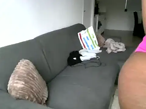 Snapshot of Ebonygirlx chatting on December 29, 11:40 am Ebonygirlx online show from December 29, 11:40 am