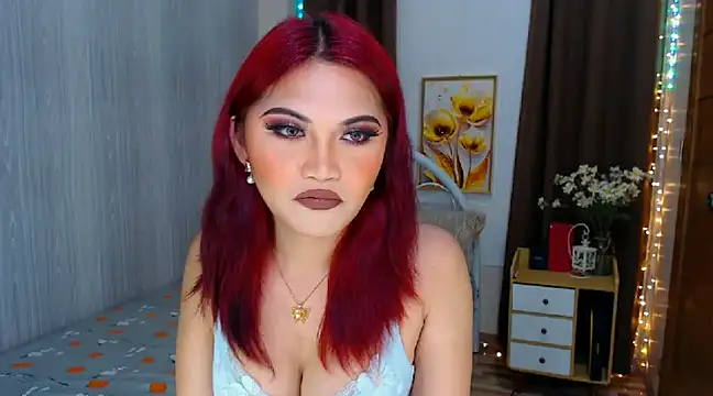 Snapshot of xXCathyJennerXx chatting on December 5, 8:55 am xXCathyJennerXx online show from December 5, 8:55 am