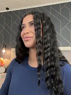 EmyLaveau online show from March 12, 6:07 am