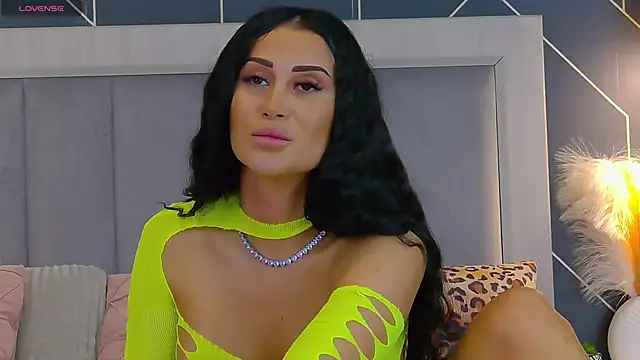 EmyLaveau online show from October 29, 6:48 am