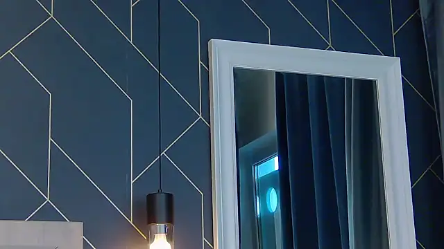 EmyLaveau online show from February 27, 6:13 am