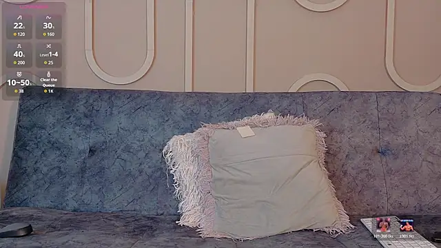 Snapshot of Sweet_Alessandre chatting on July 5, 1:18 pm Sweet Alessandre online show from July 5, 1:18 pm