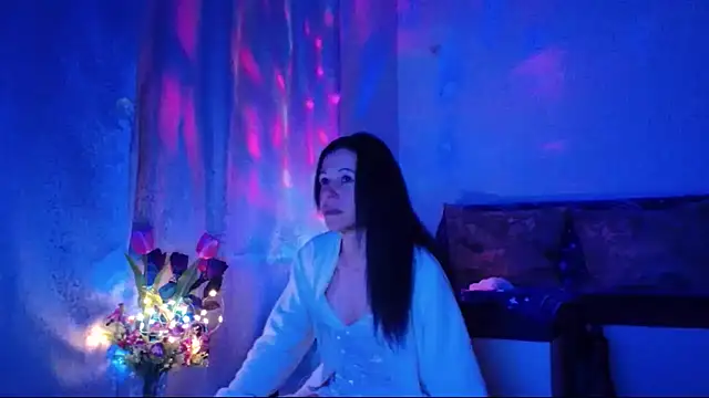 ElysaSun online show from February 10, 9:25 pm