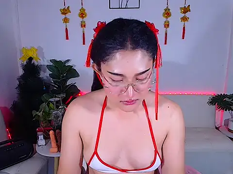 plysaithailand online show from February 12, 1:33 am