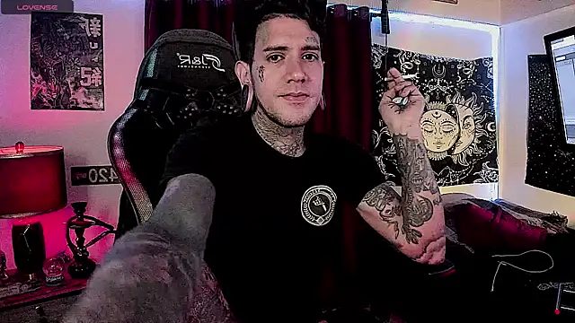 josh  ackerman online show from January 5, 3:13 pm