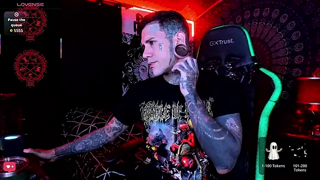 josh  ackerman online show from September 28, 10:59 pm